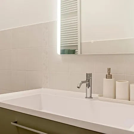 Waves Of Livorno New Modern Apartment Exterior photo
